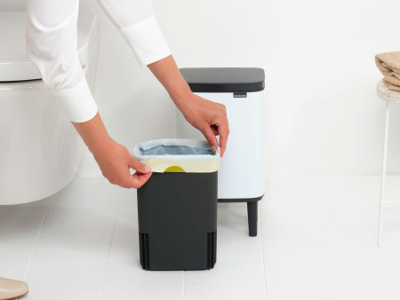 мусорное ведро brabantia bo hi 227240 12 л, белое