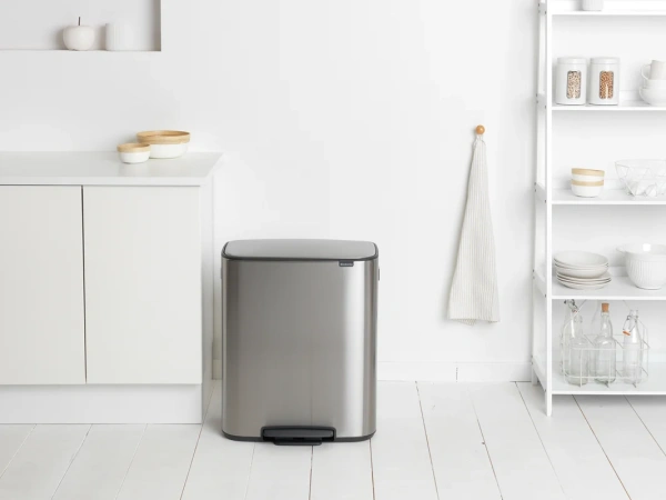 Мусорное ведро Brabantia Bo Pedal Bin 211324 60 л, стальное матовое