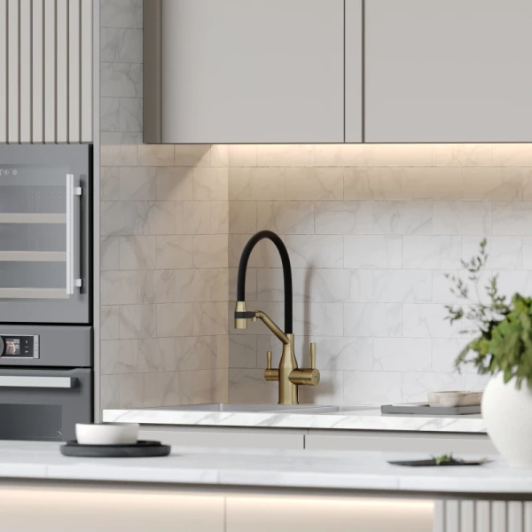смеситель для кухни sancos orta sc4008bg золото брашированное черный