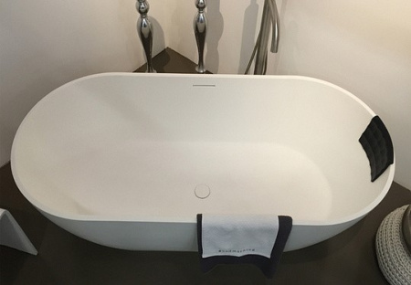 ванна из искусственного мрамора riho bilbao 150х75 bs12005