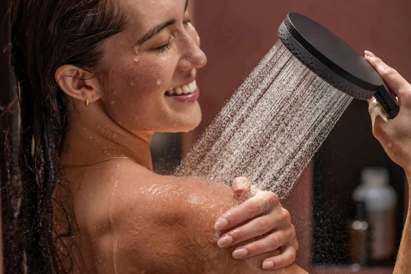 душевая лейка hansgrohe raindance alive select s 24512670 matt black (черный матовый)